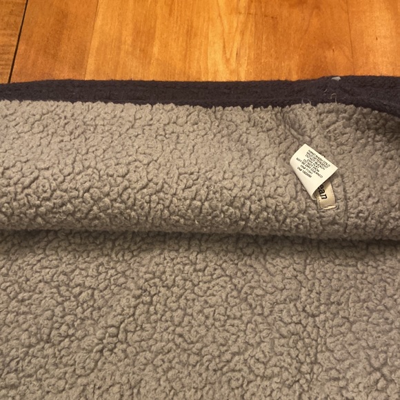 LLBean Scarf - Picture 3 of 4